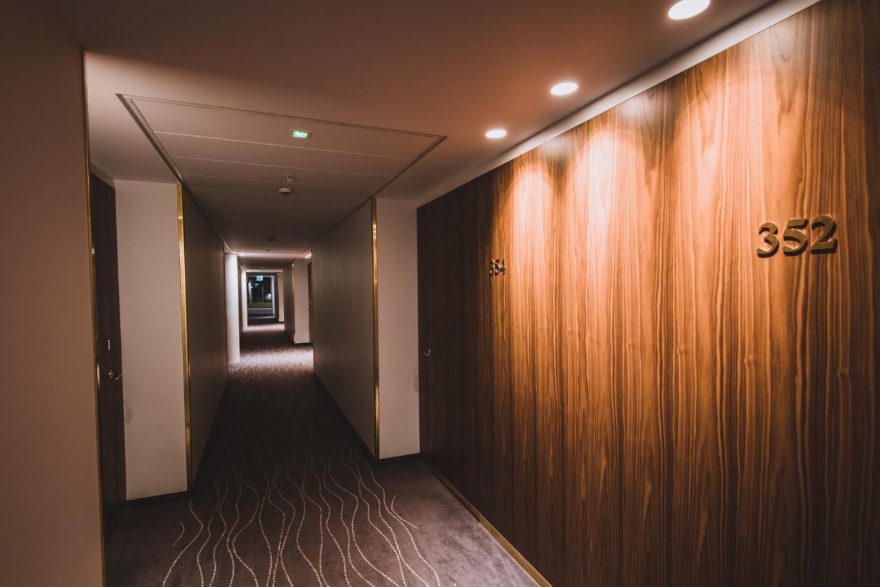 Radisson Blu Saga Hotel, レイキャヴィーク エクステリア 写真