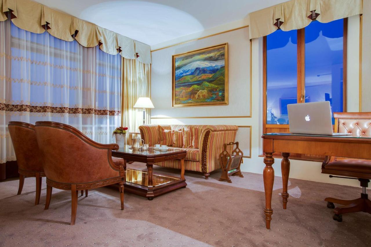 Radisson Blu Saga Hotel, レイキャヴィーク エクステリア 写真